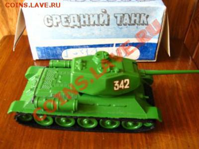 Модели советской боевой техники (М 1 : 43). Танк Пушка и БТР - танк1