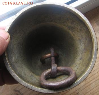 Возможно и петля родная,на колокольчике она металл железо и кольцо тоже железное,а ушко медь с оловом - колокол 015