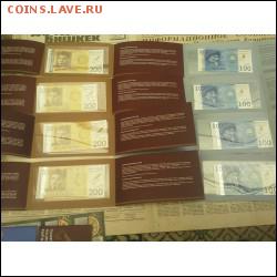 юбилейные 100 и 200 сом в буклетах, тираж 3000 шт Киргизия - 100 и 200 сом памятные thumbnail.php