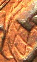 У шт.1.1 он подходит к середине бойка - 1.1 (1007a)e