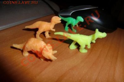 Полная коллекция наклеек от жевачки Dinosaur planet - динозавры.JPG