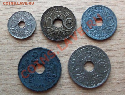 Франция сантимы-5 шт (с отверстиями) до 08.05.12 в 22.00 - 101_1898