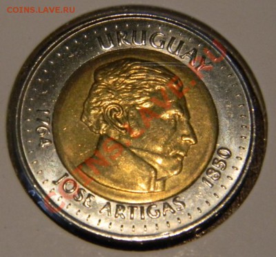 ОБМЕН---10 песо Уругвай 2000 г. UNC- - DSCN2600.JPG