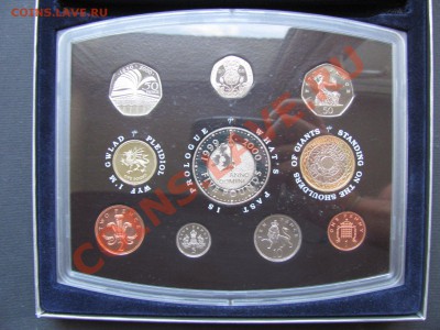 Годовые наборы иностранных монет. Coins sets. - Великобритания 2000г .JPG
