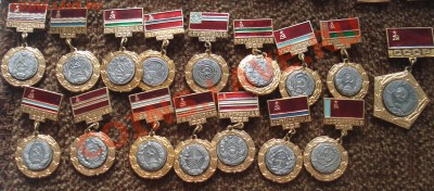 значки универсиада и республики - нужны кому? - значки респ 1.JPG