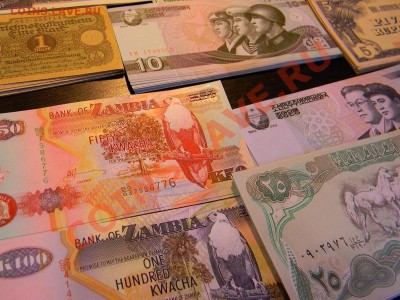 100 иностранных банкнот (состояние Пресс). - DSCN6414.JPG