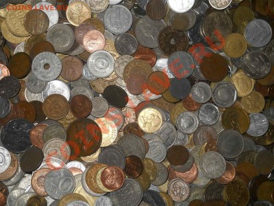 Более 100 кг. монет мира - DSCN0010.JPG