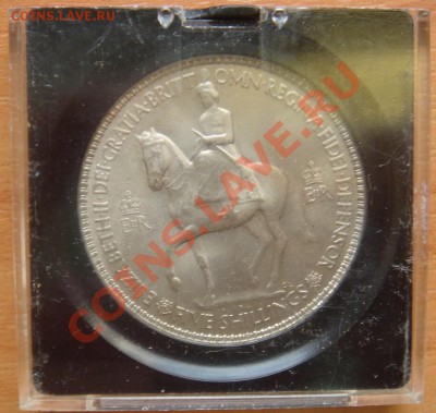 Великобритания: Крона 1935 Елизавета 2 UNC до 22.09 22-00 - Крона 1953-коробка.JPG