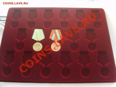 Планшеты под Медали на 10-17яч.d32мм.d37мм. 300р.550р - S8301464.JPG