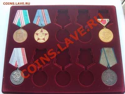 Планшеты под Медали на 10-17яч.d32мм.d37мм. 300р.550р - S8301461.JPG