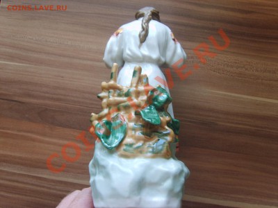 Девушка с цветком. Фарфор.Статуэтка.30см. - S8302838.JPG