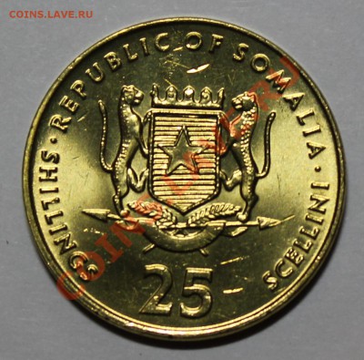 СОМАЛИ 25 шиллингов 2001 (футболист) aUNC до 1.11.12 22-00 м - IMG_3921.JPG
