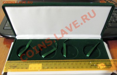 Футляр для 4 монет.Зеленый бархат. - DSCN1372.JPG