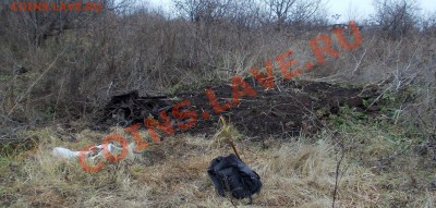 Подготовил горку железа для пролива весенними дождями. - куча.JPG