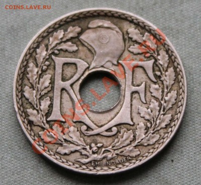СТАРАЯ  ФРАНЦИЯ 10с 1936г. С ДЫРОЧКОЙ до 11.12.12г.в 22-00 - IMG_3689.JPG
