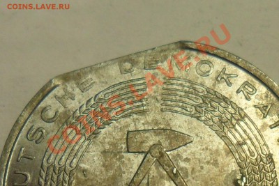 ГДР. 10 пфеннигов 1968 г. край листа. - 4.JPG