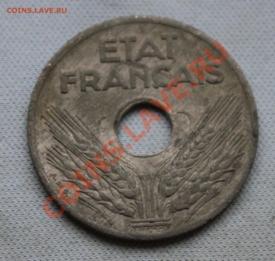 СТАРАЯ ФРАНЦИЯ VINGT centimes ЦИНК с дырочкой до 10.01.13г. - IMG_4132.JPG