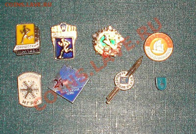 Вкладыши,кэпсы,значки,фото,талоны тех.осмотра - Значки на обмен