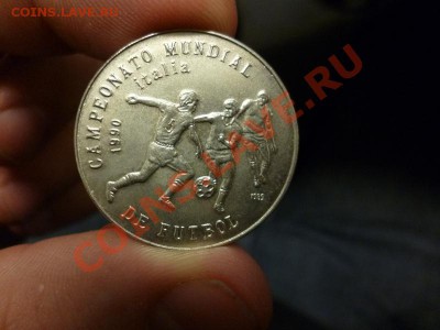 ФУТБОЛ на монетах МИРА - P1000582.JPG