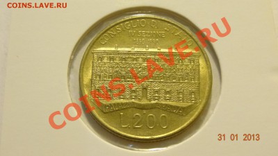 Италия 200 лир 1990 Здание до 08.02. в 22:00 - DSC01775.JPG