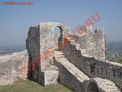 Города на монетах - Berat_Castle,_Albania.JPG