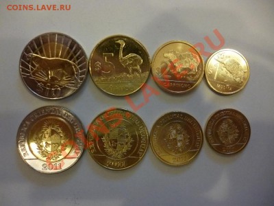 ДК Красивые наборы иностранных монет недорого - Уругвай.JPG