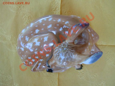 скульптура "Олененок лежащий" ЛФЗ 1950-60-х годов - DSCN1838.JPG