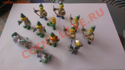 Игрушки от киндер сюрпризов - дино