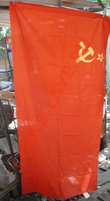 Флаг СССР шелк ,с ярлыком времен СССР +навершие 16.7 в 22-00 - 08.07.2013    разное 082.JPG