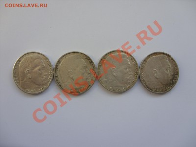 2 марки Гинденбург, 4 штуки.1937-39.До 7.08.2013 в 23:59 МСК - 2 марки 4 штуки - 2