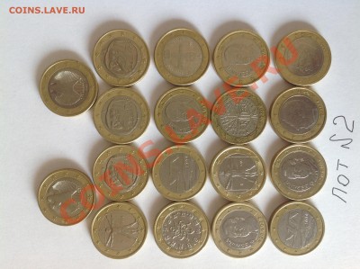 18 монет номиналом 1 евро - image