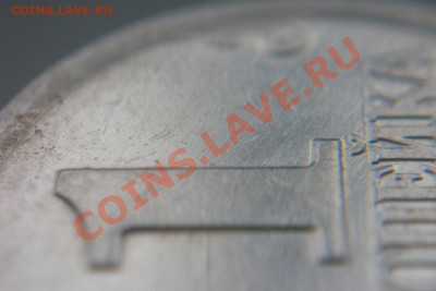 1коп 2002г М.поводья между головой и шеей коня не сливаются - 4..JPG