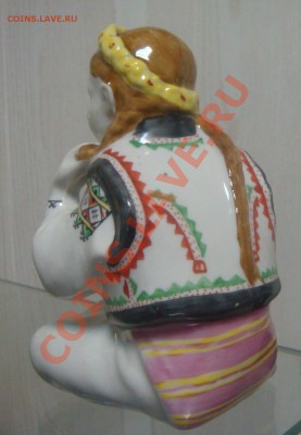 Фарфоровая статуэтка "Гуцулка" 60-70 гг.,Барановка - DSC09095