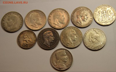 Небольшая коллекция иностранных монет. - image