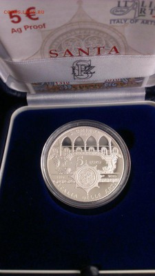 Италия 5 евро 2007, 2010; 10 евро 2011 на оценку - 5