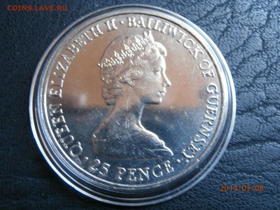 ГЕРНСИ. крона КОРОЛЕВА МАТЬ 1980г. до 10.03 - P3080027.JPG