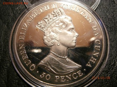 ТРИСТАН ДА КУНЬЯ 50пенсов ВИКТОРИЯ 2001г.до 11.03 - P3080003.JPG