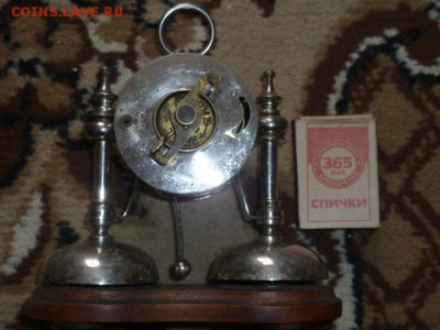 Часы иностранные,на подставке - P1060283.JPG