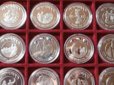 ФОЛКЛЕНДЫ 2002г.50пенсов- серия ЗОЛОТОЙ ЮБИЛЕЙ 15шт.25.03 - P3240004.JPG