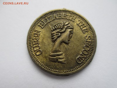 Медальон с  Елизаветой 2? - IMG_2129.JPG