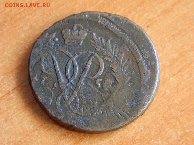 2 копейки. Надпись сверху. Гуртовая надпись. Перечекан 1758 - DSCN8431.JPG