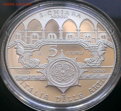 ИТАЛИЯ 5 евро 2010 САНТА КИАРА - 5 (2)