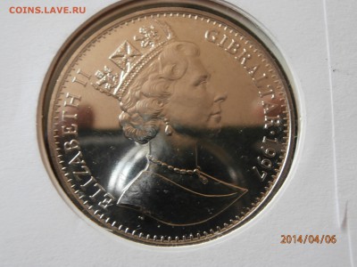 ГИБРАЛТАР. крона ЗОЛОТАЯ СВАДЬБА.конверт 1997г. до 07.04 - P4060006.JPG