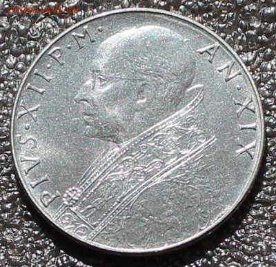 Ватикан 100 лир 1957. Тираж - 900 000. - 3