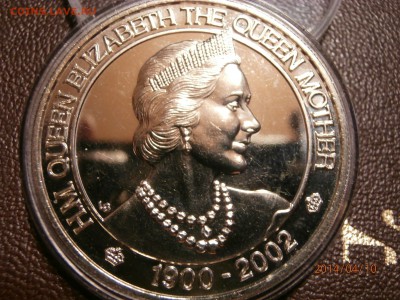ТЕРКС И КАЙКОС 2002г.5крон КОРОЛЕВА МАТЬ до 11.04 - P4100013.JPG