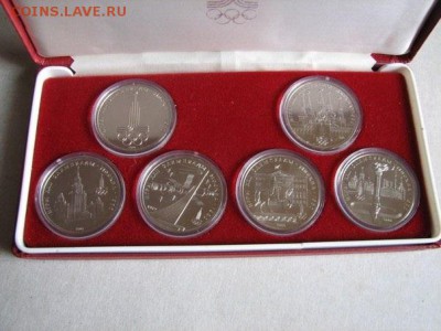 Барселона 6 монет ац в коробочке - image