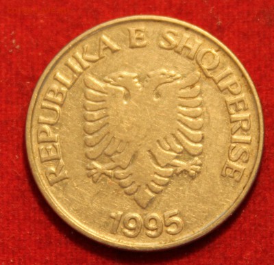С рубля АЛБАНИЯ 5 лек 1995г. ОЛИВА до 26.04.14г.в 22-00 - IMG_1759.JPG