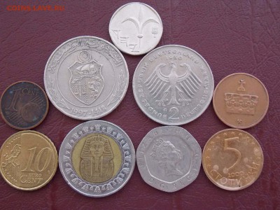 9 иностранных монет - DSCN2499.JPG