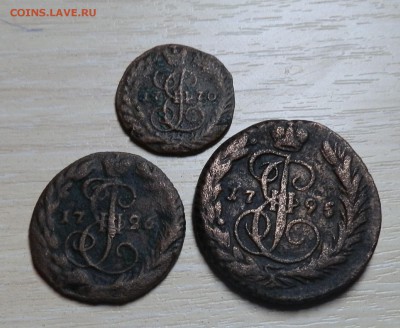 Монеты Екатерины2:полушка 1770ем,деньга 1796ем,копейка 1795е - p4290103_Q1