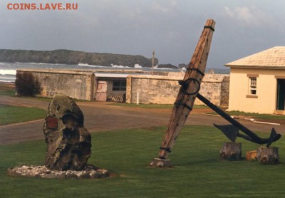 Монеты с Корабликами - HMS Sirius memorial at the Maritime Museum at Kingston, Norfolk Island..JPG